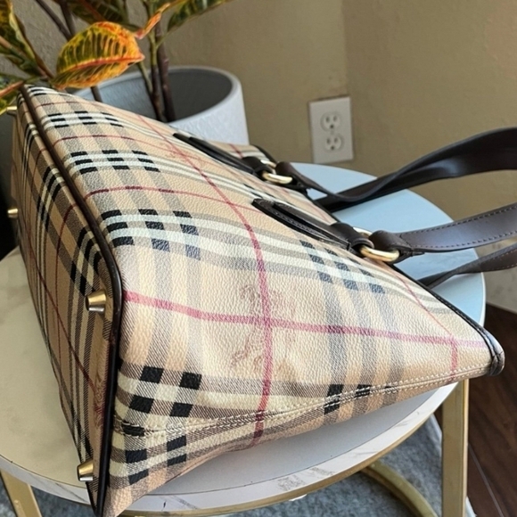 🔹️ BURBERRY🔹️ Vintage shoulder BAG (REPLACEMENT STRAPS) ✨️🤎 - Picture 5 of 14